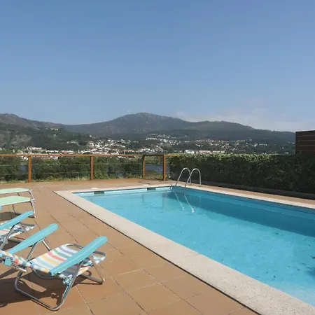 Casa Con Piscina A Orilla Del Rio Mino 펜션 *