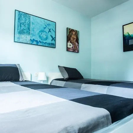 Casa Con Piscina A Orilla Del Rio Mino * Tomiño