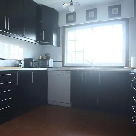 Casa Con Piscina A Orilla Del Rio Mino Tomiño