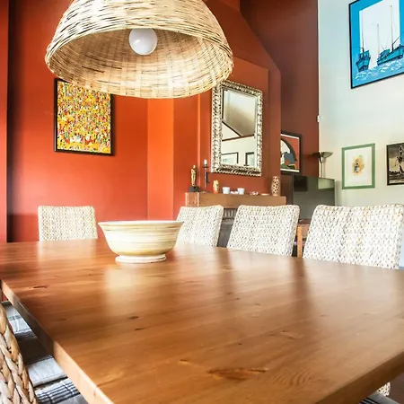 Casa Con Piscina A Orilla Del Rio Mino Tomiño