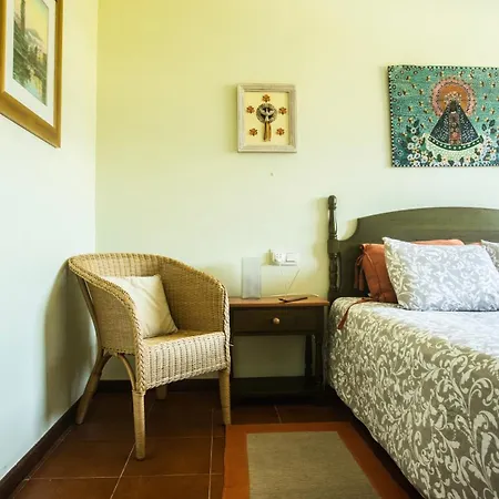 Casa Con Piscina A Orilla Del Rio Mino