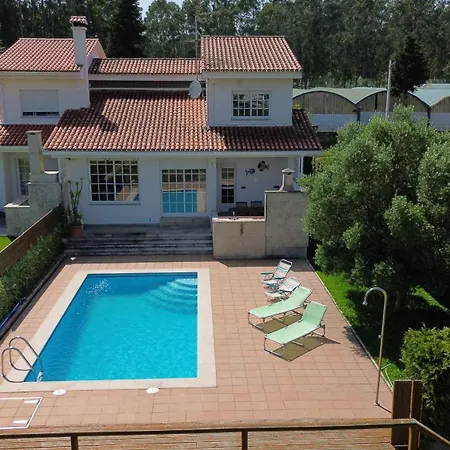 Casa Con Piscina A Orilla Del Rio Mino * Tomiño