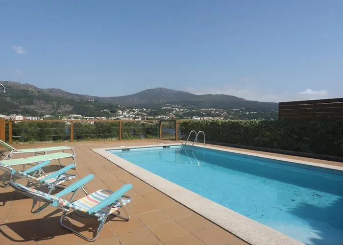 Casa Con Piscina A Orilla Del Rio Mino 別荘 *