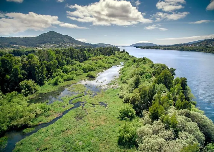 Casa Con Piscina A Orilla Del Rio Mino *