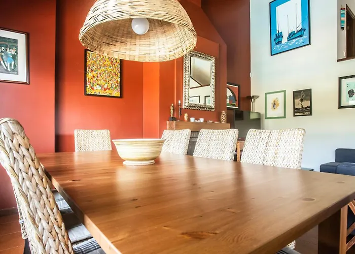 Casa Con Piscina A Orilla Del Rio Mino Tomiño