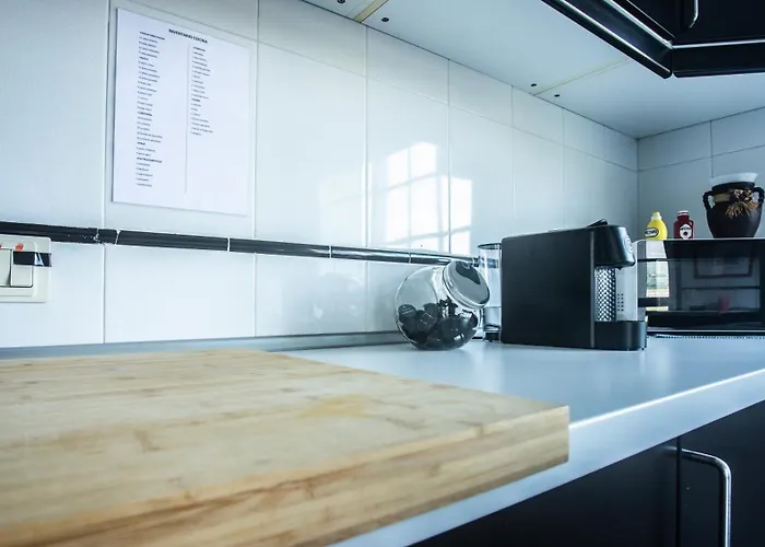 Casa Con Piscina A Orilla Del Rio Mino