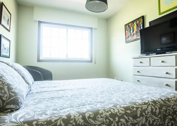 Casa Con Piscina A Orilla Del Rio Mino 別荘 *