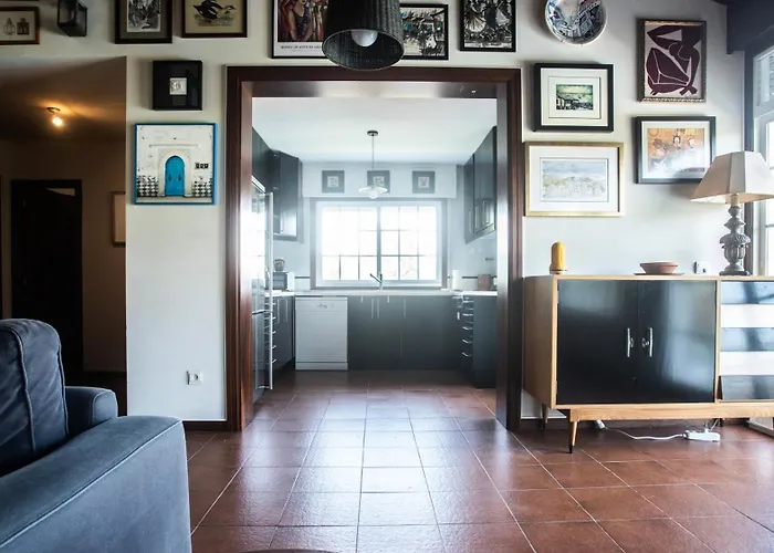 Casa Con Piscina A Orilla Del Rio Mino 別荘 Tomiño